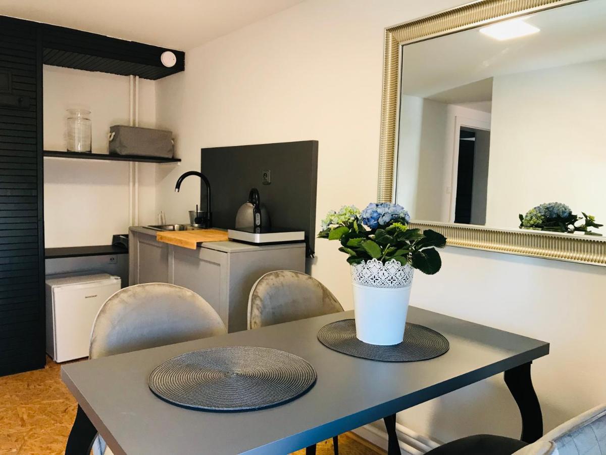 Boutique Apartments U Rolanda 즈노이모 외부 사진