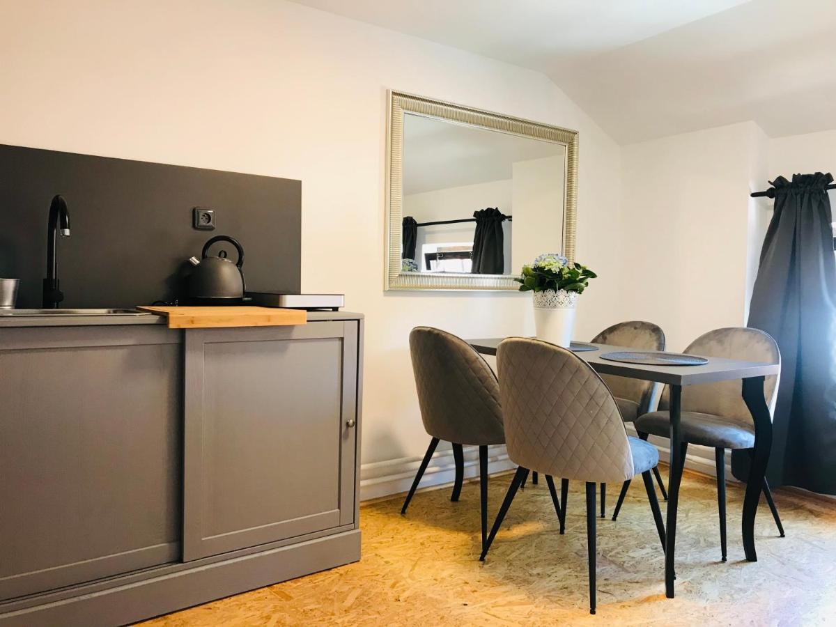 Boutique Apartments U Rolanda 즈노이모 외부 사진